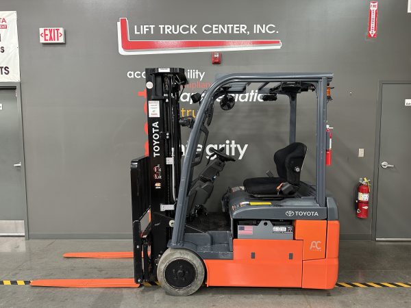 TOYOTA 3,500 LBS. CAPACITY CUSHION TIRED ELECTRIC FORKLIFT