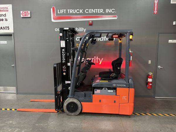 TOYOTA 3,500 LBS. CAPACITY CUSHION TIRED ELECTRIC FORKLIFT - Image 5